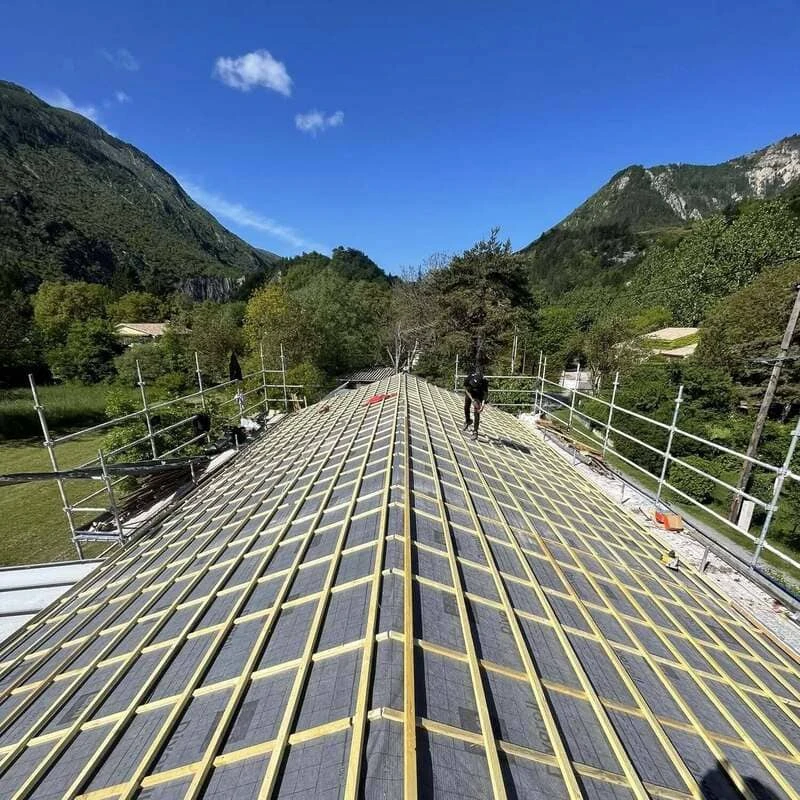 rénovation de toiture à Aix en Provence région PACA